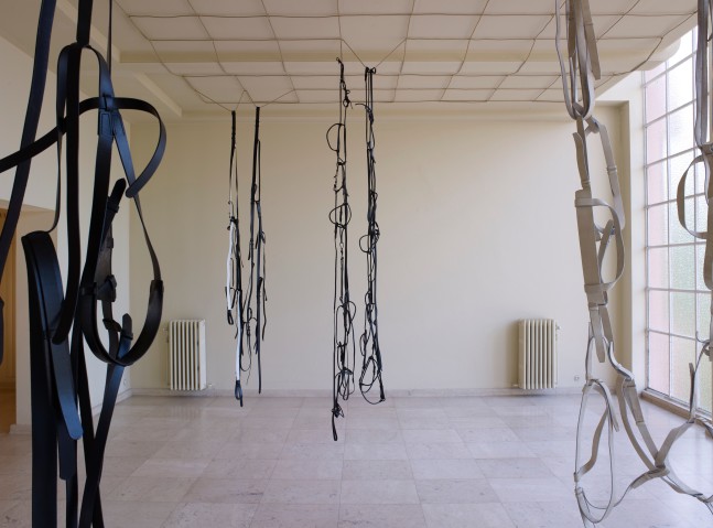 villa, how to use, 2011

variable dimensions

installation view of&amp;nbsp;casa, modo de usar, serralves museum, porto, portugal, 2011

&amp;nbsp;