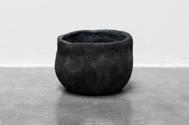 Rirkrit Tiravanija &amp;amp; Cooperativa 1050&amp;ordm;, untitled 2022 (taz&amp;oacute;n para t&amp;eacute; Polo)
Taz&amp;oacute;n para t&amp;eacute; (Leopoldo Barranco, San Bartolo Coyotepec). Barro negro sin bru&amp;ntilde;ir