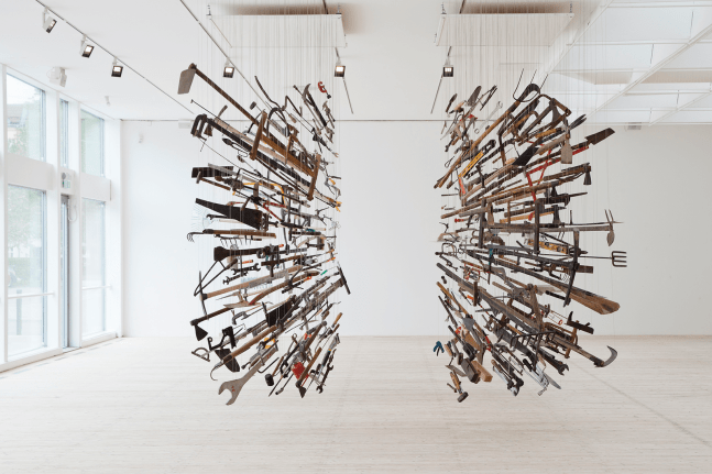 controller of the universe, 2007
herramientas encontradas, alambre
285 x 405 x 455 cm
vista de instalaci&amp;oacute;n de that was then...this is now, ps1 moma, nueva york, 2008

&amp;nbsp;