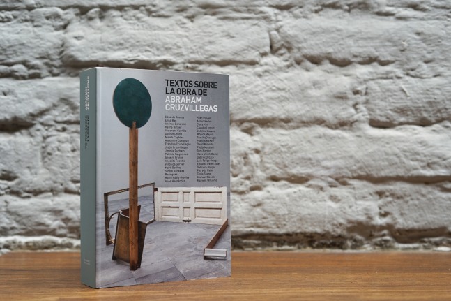 textos sobre la obra de abraham cruzvillegas