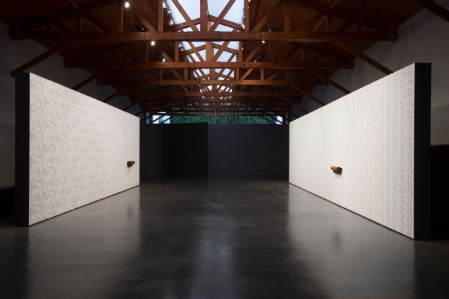 all of a tremble, 2017

installation view at kurimanzutto, mexico city, 2017&amp;nbsp;