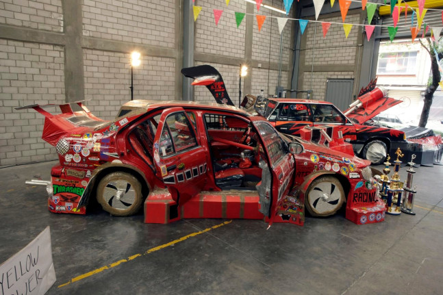 	poor tuning, kurimanzutto, ciudad de m&amp;eacute;xico, 2008