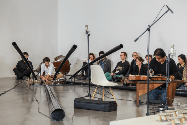 the reverse sessions, 2014
documentation of the performance at kurimanzutto, mexico city, 2014