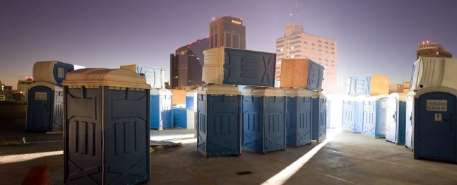 	solsticio de oto&amp;ntilde;o, ciudad de m&amp;eacute;xico, 2006