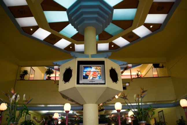 el intercambio (caf&amp;eacute; de chinos), 2011

impresi&amp;oacute;n digital sobre papel de algod&amp;oacute;n

43 x 65 cm

&amp;nbsp;

&amp;nbsp;