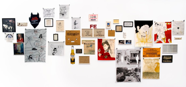 hijo de tu puta madre (ya se quien eres, te he estado observando), fe, 2001

dibujos, collages, material recolectado

dimensiones variables

&amp;nbsp;

&amp;nbsp;