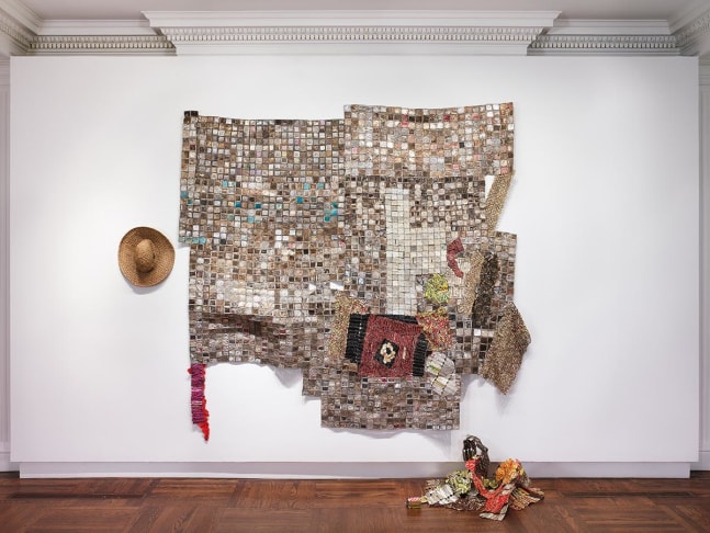 El Anatsui

Telesma
2014
mixed media, found aluminum and copper wire
dimensions variable; as displayed: 96&amp;nbsp; x 116 inches (243.8 x 294.6 cm)
