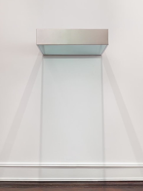 Untitled (DSS 154)
1968
stainless steel and light green Plexiglas
6 x 27 x 24 inches (15.2 x 68.6 x 61 cm)