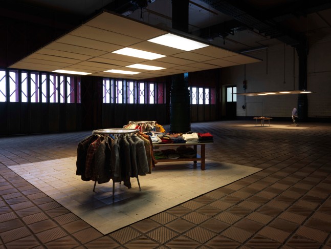 CHARLES LEDRAY: MENS SUITS