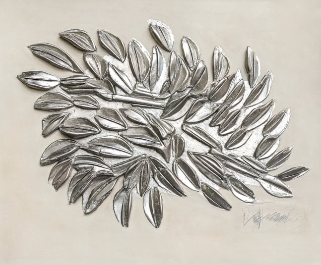 George Dunbar
Rouville CXXI, 2021
Palladium leaf over white clay
24h x 28.50w in