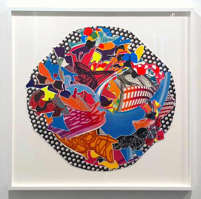 Fattipuff, 1996

Lithograph, screenprint, etching, aquatint, relief on white TGL handmade paper

32 1/2 inch diameter