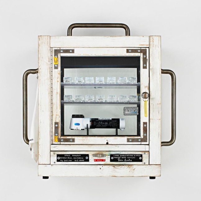 Tom Sachs
Moon Rock Box: Helpers in Need, 2008
wood, latex paint, steel hardware, electrical components, glass, Arten Thermohygrometer, mixed media
20 1/4 x 20 1/4 x 7 3/8 inches (51,4 x 52,1 x 18,7 cm)
SW 17221
Private Collection
