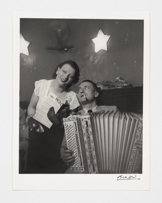 Kiki avec son accord&amp;eacute;oniste, au Cabaret des fleurs, &amp;agrave; Montparnasse&amp;nbsp;(Kiki with her accordion player at the Cabaret des Fleurs, Rue de Montparnasse), c. 1932
gelatin silver print on double weight paper
image: 10 1/8 x 8 1/4 in. / 25.7 x 21&amp;nbsp;cm

sheet: 11 5/8 x 9 in. / 29.5 x 22.9 cm

recto:&amp;nbsp;signed, lower right&amp;nbsp;

verso:&amp;nbsp;stamped &amp;lsquo;Copyright by BRASSA&amp;Iuml; 19 All Rights Reserved&amp;rsquo;; &amp;lsquo;INTERDICTION DE REPRODUIRE SANS AUTORISATION DE L&amp;rsquo;AUTEUR&amp;rsquo;; &amp;lsquo;Tirage de l&amp;rsquo;Auteur&amp;rsquo;, inscribed &amp;lsquo;Pl. 495&amp;rsquo;; &amp;lsquo;PN1069&amp;rsquo;&amp;nbsp;