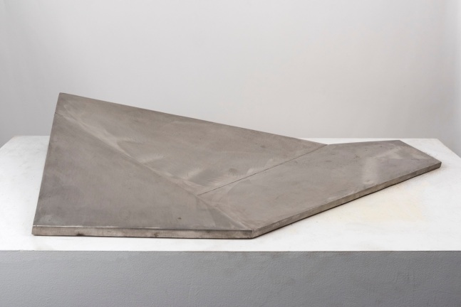 Untitled (Sculpture No. 2), 1970

stainless steel

7 1/2 x 16 x 5 in. / 19.1 x 40.6 x 12.7 cm