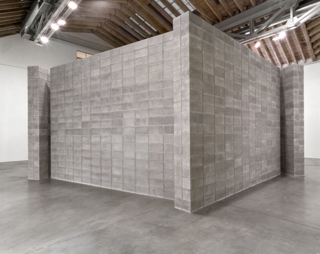 Installation view, New Large Concrete Block Structures, Paula Cooper Gallery, 534 W 21st Street, New York. December 8, 2000 - January 13, 2001.© 2025 The LeWitt Estate / Artists Rights Society (ARS), New York, Courtesy Paula Cooper Gallery, New York. Photo: Tom Powel.