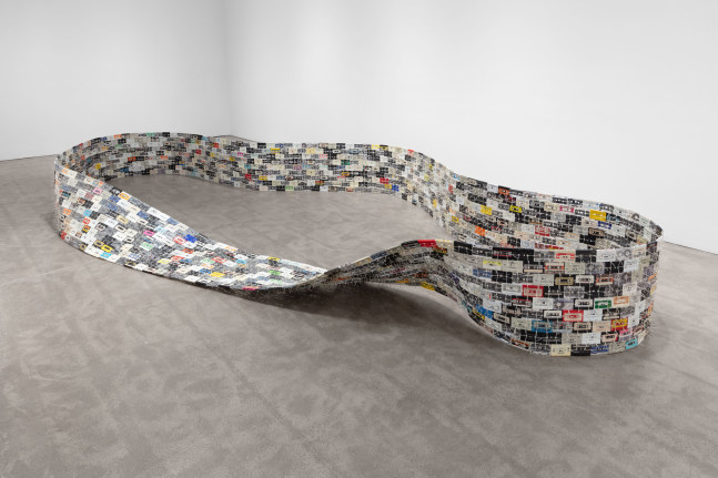 Christian Marclay, Moebius Loop, 1994, cassette tapes, nylon ties 24 x 84 x 240 inches (61 x 213.4 x 609.6 cm)