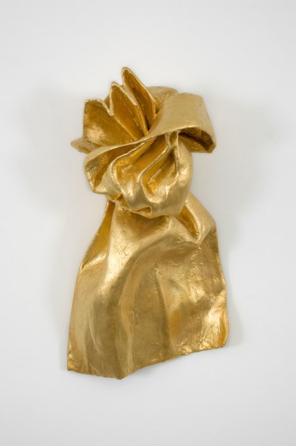 Lynda Benglis Kettu Too, 1981 bronze wire, plaster, gesso, oil base sizing, and gold leaf 23 x 14 x 9 inches (58.4 x 35.6 x 22.9 cm)