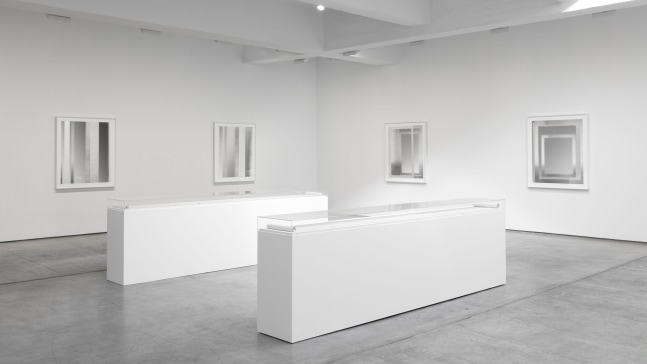 Installation view, Bing Wright, March 16 – April 15, 2017