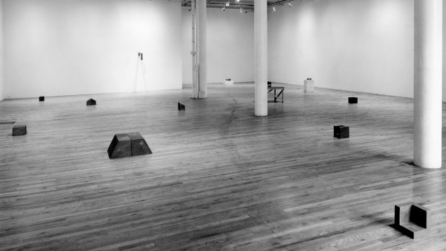 Installation view, Joel Shapiro, Paula Cooper Gallery, 155 Wooster Street, New York, October 11 - November 5 1975. © 2025 Joel Shapiro / Artists Rights Society (ARS), New York. Courtesy Paula Cooper Gallery, New York. Photo: Geoffrey Clements.