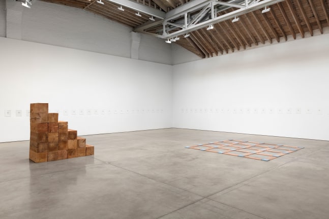 Installation view, Carl Andre and Lynda Benglis, May 10 – June 16, 2018