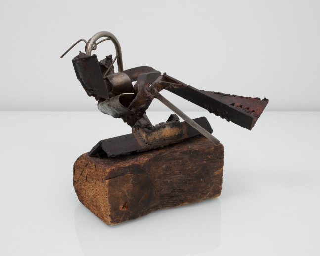 Mark di Suvero, Jonathan's piece, 1963-1964 steel, stainless steel, wood base 11 1/4  x 12 x 11 in. (28.6 x 30.5 x 27.9 cm)