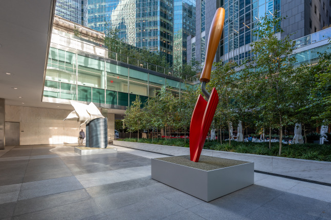 Installation view of Claes Oldenburg & Coosje van Bruggen at Lever House. © Claes Oldenburg and Coosje van Bruggen. Courtesy of the Estate of Claes Oldenburg & Coosje van Bruggen and Paula Cooper Gallery, New York. Photo credit: Timothy Schenck