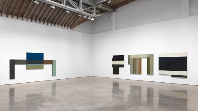 Installation view, David Novros, April 27 – June 30, 2017