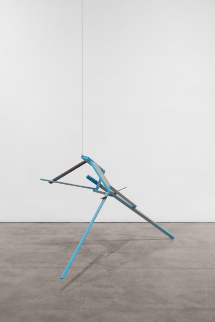 Joel Shapiro untitled, 2021 wood and casein 29 x 50 x 28 1/2 in. (73.7 x 127 x 72.4 cm)