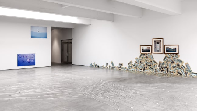 Installation view, Hans Haacke, October 25 – December 13, 2014