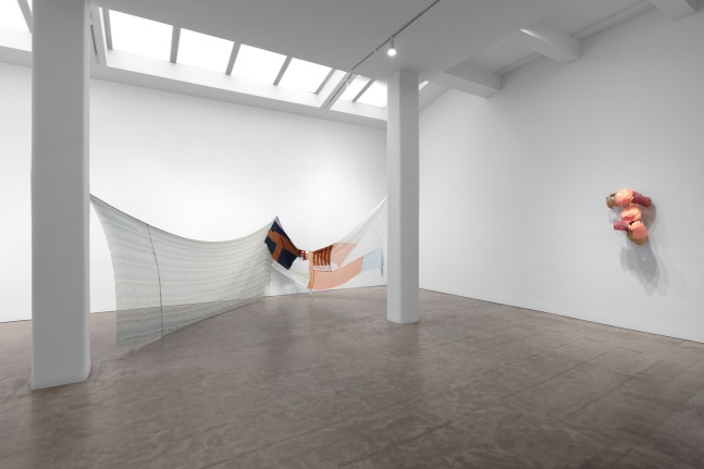 Installation view, Lynda Benglis, Eric N. Mack, Kelley Walker, September 8 – October 10, 2020