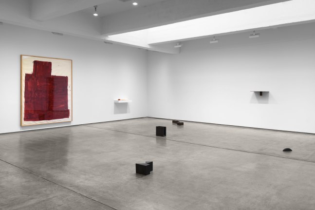 Installation view, Joel Shapiro, Paula Cooper Gallery, New York, September 4 – October 11, 2025. © 2025 Joel Shapiro / Artists Rights Society (ARS), New York. Courtesy Paula Cooper Gallery, New York. Photo: Steven Probert