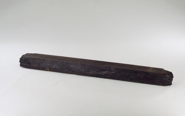 Robert Grosvenor "Untitled" 1975 Wood, creosote, grease 8 x 102 x 9 in.