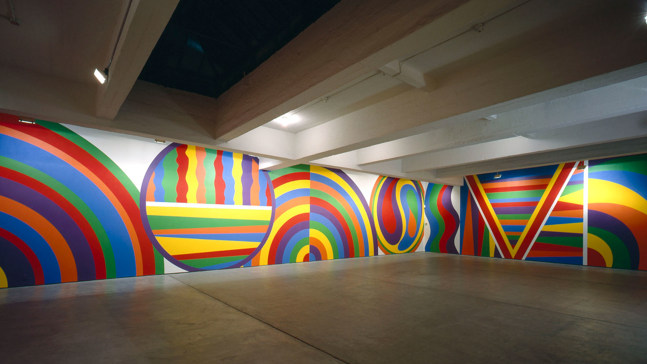 Installation view, Wall Drawings, Paula Cooper Gallery, 534 W 21st Street, New York. September 15 - December 23, 1999. © 2025 The LeWitt Estate / Artists Rights Society (ARS), New York. Courtesy Paula Cooper Gallery, New York.