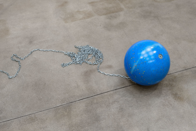Detail view of La Scala di Giacobbe (1988-1996) in Luciano Fabro, Paula Cooper Gallery, New York, May 6 – July 28, 2023. © Silvia Fabro (Archivio Luciano e Carla Fabro). Photo: Steven Probert