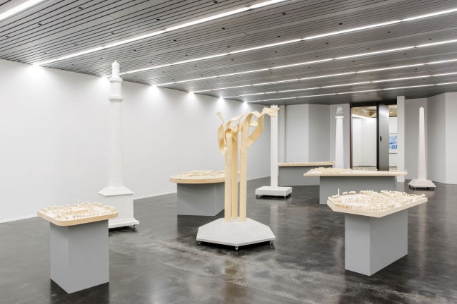 Sam Durant Sam Durant: Proposal for Non-Aligned Monuments, Free Movement, Installation view, Cultuurcentrum Strombeek, Grimbergen, BE, March 19 - May 19, 2021. Photo: Sophie Nuytten. Courtesy CC Strombeek, Belgium.