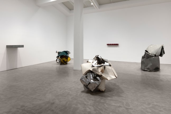 Installation view, John Chamberlain & Donald Judd, November 2 – December 14, 2019