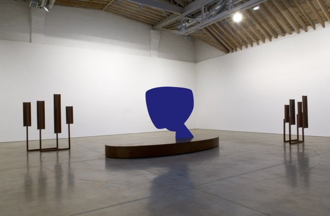 Robert Grosvenor "Quadrum" 2005-06 Steel aluminum, fiberglass, enamel, paint, 4 parts aluminum: 13 x 204 x 84 in. painted steel: 24 x 72 x 48 in.