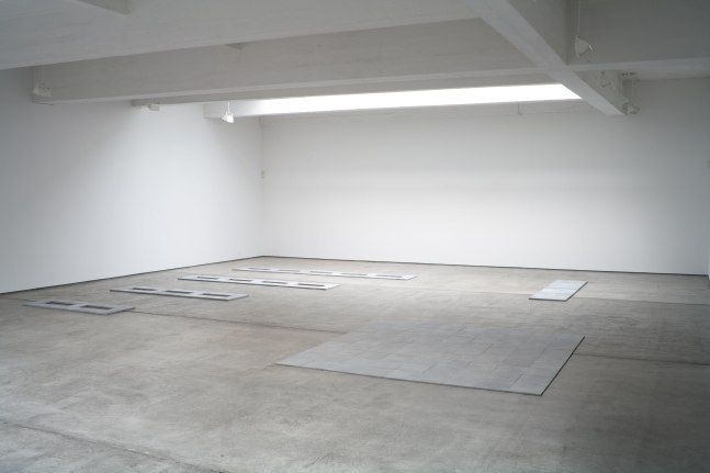 Installation view, Carl Andre, Paula Cooper Gallery, 521 West 21st Street, New York. September 26 - October 24, 2009. © 2025 Carl Andre / Artists Rights Society (ARS), New York. Courtesy Paula Cooper Gallery, New York.