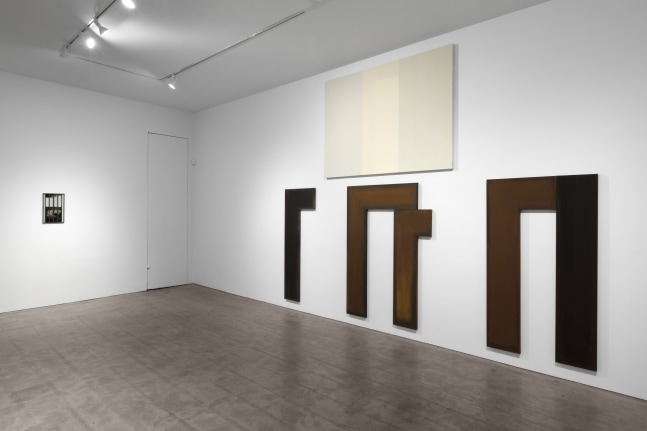 Installation view, David Novros, May 11 – June 28, 2019