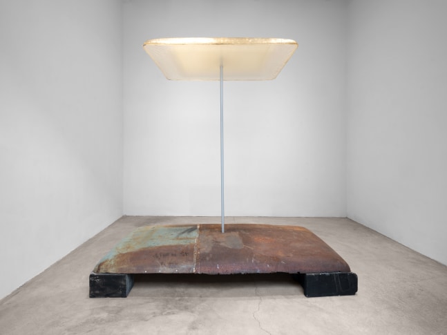 Installation view, Robert Grosvenor, April 2 – May 26, 2022, 521 & 529 W 21st Street