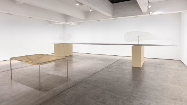 Installation view, Robert Grosvenor, February 10 – March 17, 2018