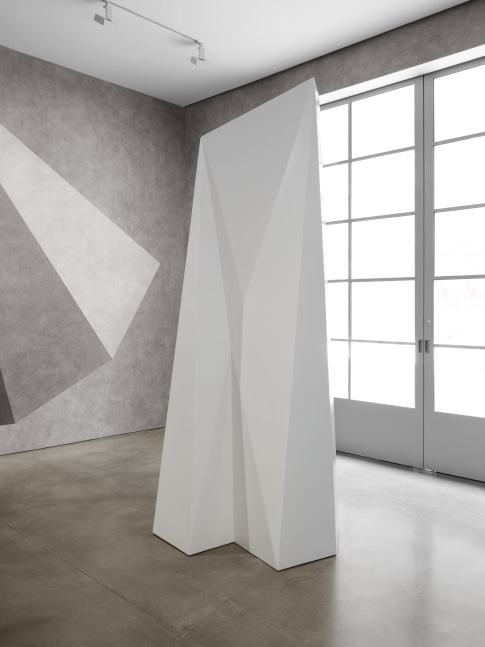Sol LeWitt Complex Form MH 7, 1990 painted aluminum 118 1/2 x 45 x 42 in. (301 x 114.3 x 106.7 cm)