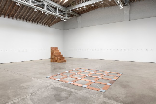 Installation view, Carl Andre and Lynda Benglis, May 10 – June 16, 2018