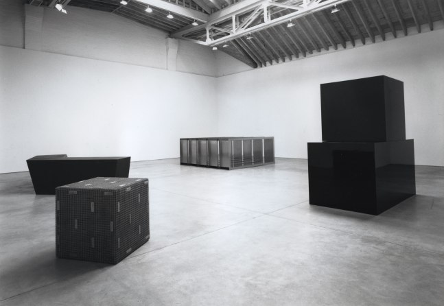 Installation view, Sculpture, Paula Cooper Gallery, 534 W 21st Street, New York. September 8 - October 10, 1998. Photo: Adam Reich.
