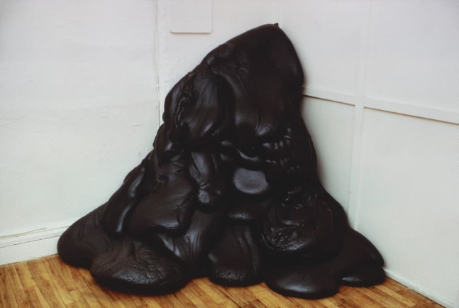 Lynda Benglis Untitled, 1970 Pigmented polyurethane foam 60 x 92 x 68 in. Photo: Dan Lenore