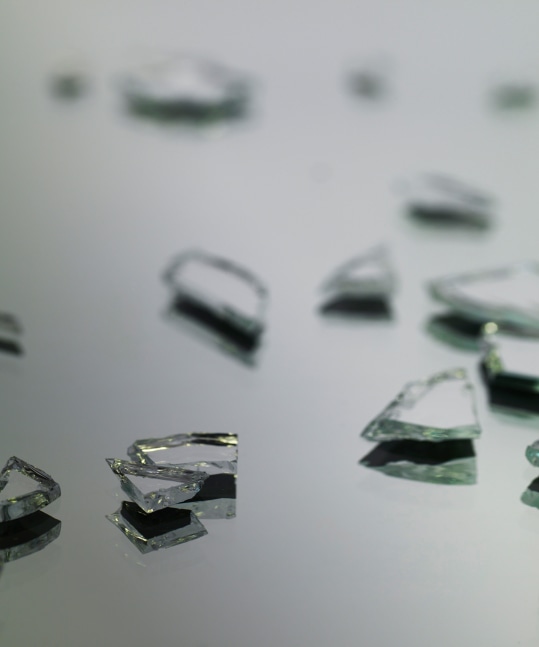 Bing Wright
Broken Mirror on Mirror (05), 2013
archival inkjet mounted on 4-ply rag board
20 x 24 in. (50.8 x 61 cm)
Edition of 3, 1 AP