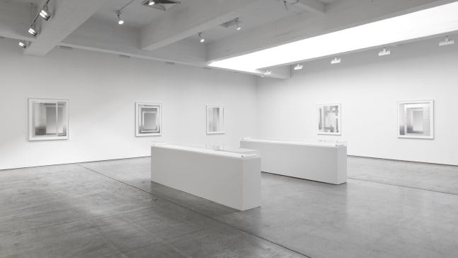 Installation view, Bing Wright, March 16 – April 15, 2017