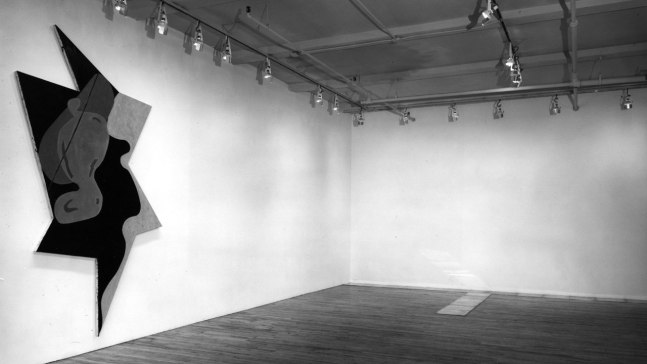 Installation view, Carl Andre, Lynda Benglis, Jonathan Borofsky, Elizabeth Murray, Pete Omlor, Paula Cooper Gallery, 155 Wooster St, New York, September 8 - October 10, 1979. Photo: Geoffrey Clements
