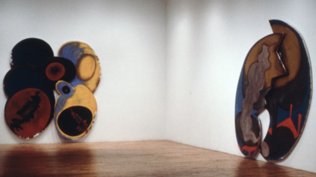 Installation view, Paintings, Paula Cooper Gallery, 115 Wooster Street, New York, April 2 -30, 1983. © 2025 Elizabeth Murray / Artists Rights Society (ARS), New York. Courtesy Paula Cooper Gallery, New York. Photo: Geoffrey Clements.