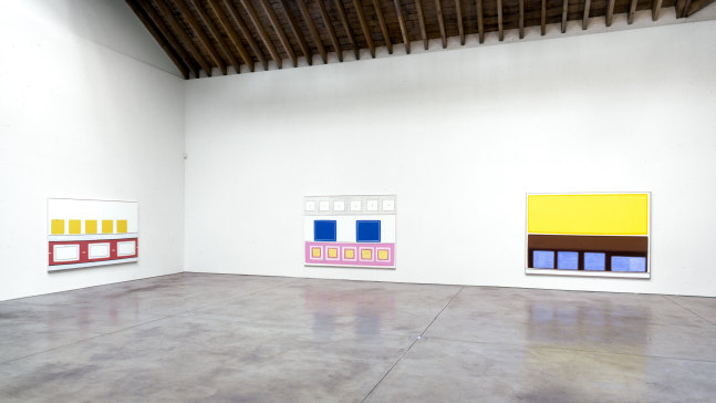 Installation view, Dan Walsh, Paula Cooper Gallery, 534 W 21st Street, New York. March 11 - April 14, 2000. © Dan Walsh. Courtesy Paula Cooper Gallery, New York. Photo: Adam Reich.